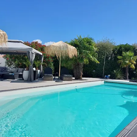 Aix'capade By Aixkeys Avec Piscine 5 Min Plages Fouras ベッド・アンド・ブレックファスト Saint-Laurent-de-la-Prée